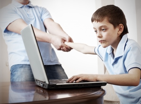 Adicción a la tecnología y distracción en el aula